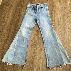 American Eagle Festival Flare Denim Jeans Size 8